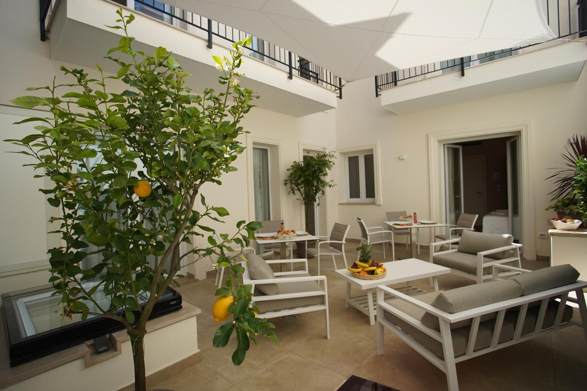 Palazzo Bibbi - Rooms To Live Reggio di Calabria Eksteriør bilde